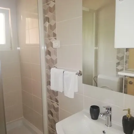 Apartment Home4u Brodarica (Sibenik-Knin)